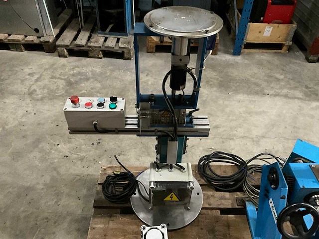 Zelfstandige verticale lasmanipulator - afbeelding 2 van  5