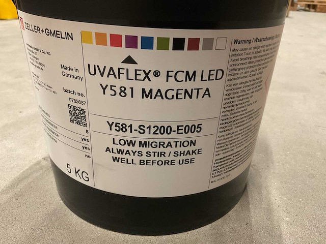 Zeller+gmelin uvaflex fcm led y581 emmer á 5kg led-uv flexodrukinkt (2x) - afbeelding 2 van  2