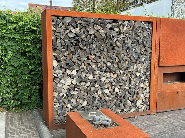 Zeno cortenstalen buitenkeuken en houtopslag - afbeelding 6 van  12