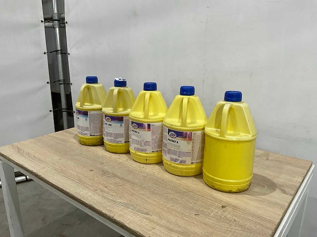 Zep dee line ketelsteen en kalk verwijderaar (5x) - afbeelding 1 van  5