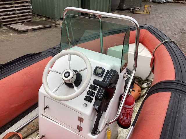 Zeppelin cup 16 rigid consoleboot en visboot - afbeelding 15 van  15