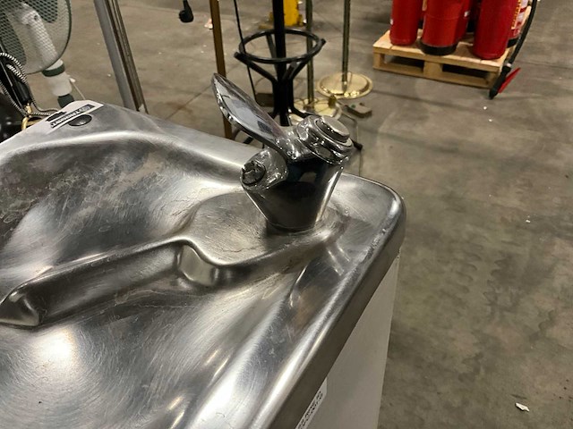 Zerica vrijstaand waterdrinkzuil - afbeelding 3 van  5