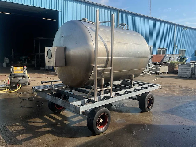 Zero rvs procestank/opslagtank op een aanhangwagen - afbeelding 6 van  6