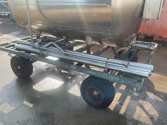 Zero rvs procestank/opslagtank op een aanhangwagen - afbeelding 3 van  6
