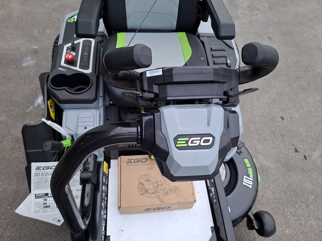 Zero turn zitmaaier, ego, zt4200e-s, 2022 - afbeelding 10 van  32