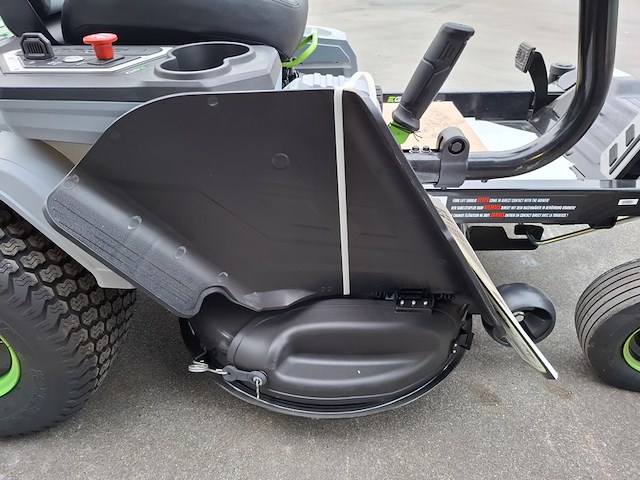 Zero turn zitmaaier, ego, zt4200e-s, 2022 - afbeelding 11 van  32