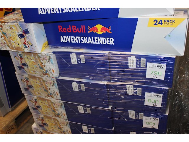 Zes adventskalenders red bull 24x 250 ml. tht 6-2026. - afbeelding 1 van  4