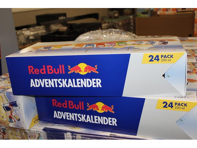 Zes adventskalenders red bull 24x 250 ml. tht 6-2026. - afbeelding 2 van  2