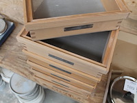 Zes controle-zeven met diverse maaswijdtes w.o. 500 um. - afbeelding 2 van  5