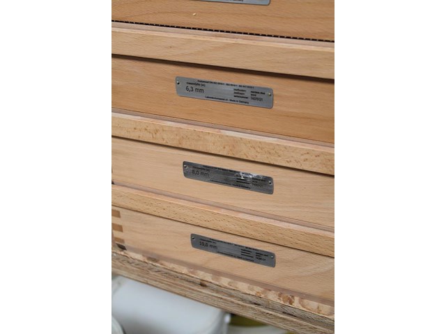 Zes controle-zeven met diverse maaswijdtes w.o. 500 um. - afbeelding 4 van  5