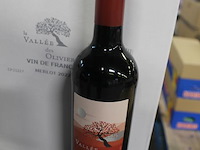 Zes dozen rode wijn cabernet sauvignon vallee des oliviers. 30 flessen. - afbeelding 3 van  3