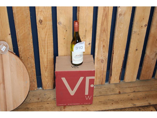 Zes flessen chardonnay autentico 2024 - afbeelding 1 van  2