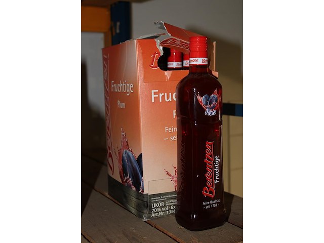 Zes flessen pruimen likeur berentzen. - afbeelding 2 van  2
