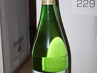 Zes flessen witte wijn sommergold. - afbeelding 2 van  2