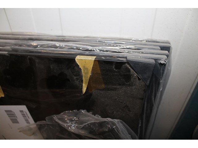 Zes getinte glasplaten 1400 x 8 mm. - afbeelding 3 van  4