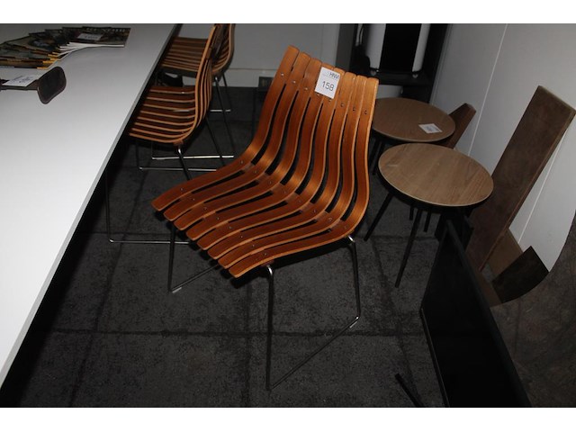 Zes houten designstoelen fjordfiesta scandia junior eiken designed by hans brattrud. - afbeelding 1 van  4