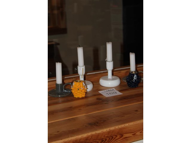 Zes kandelaars. - afbeelding 2 van  2