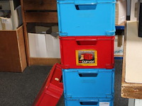 Zes kunststof stapelbakken curver met afmeting 44 x 35 x 23 cm. - afbeelding 2 van  2