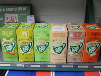 Zes pakken cup-a-soup in diverse smaken. - afbeelding 1 van  2