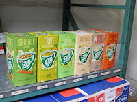 Zes pakken cup-a-soup in diverse smaken. - afbeelding 2 van  2