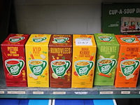 Zes pakken cup-a-soup in diverse smaken. - afbeelding 1 van  2