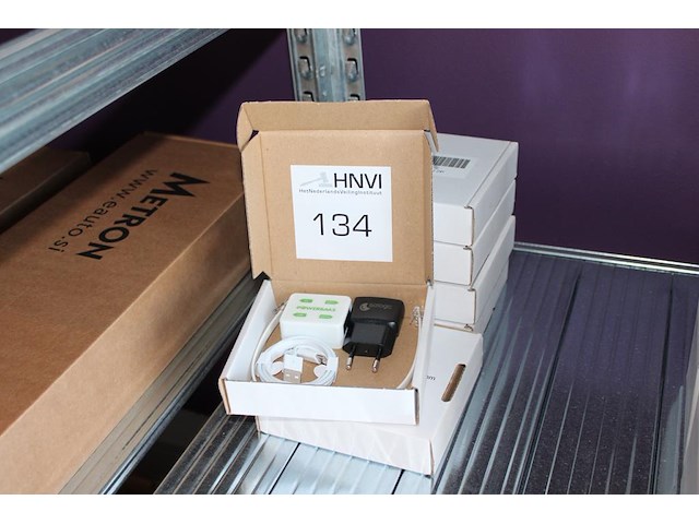 Zes powerbaas splitters. - afbeelding 1 van  2