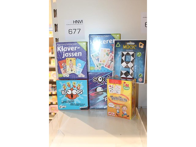 Zes reisspellen w.o. bloops, klaveren jassen en magic nine. - afbeelding 2 van  2
