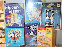 Zes reisspellen w.o. bloops, klaveren jassen en magic nine. - afbeelding 2 van  2