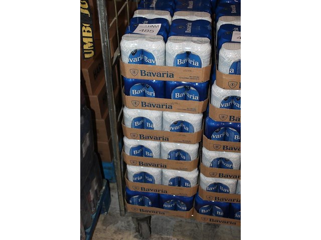 Zes trays bavaria bier. 144 blikjes. tht 9-26. bod inclusief statiegeldwaarde van 21,60 euro. - afbeelding 2 van  2