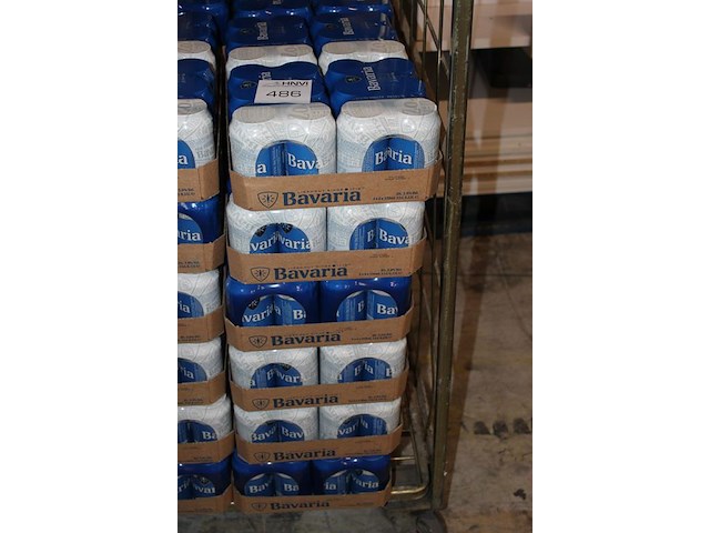 Zes trays bavaria bier. 144 blikjes. tht 9-26. bod inclusief statiegeldwaarde van 21,60 euro. - afbeelding 2 van  2