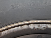 Zes vrachtwagen banden op velg w.o. maatvoering 385/65r22,5. - afbeelding 6 van  6