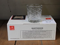 Zes whisky glazen. - afbeelding 1 van  2