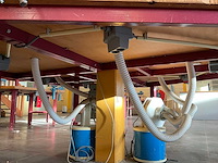 Zeskant werkbank met heuer bankschroeven en afzuiging - afbeelding 7 van  10