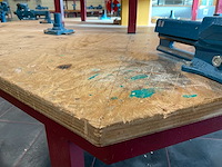 Zeskant werkbank met heuer bankschroeven en afzuiging - afbeelding 8 van  10