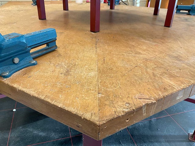 Zeskant werkbank met heuer bankschroeven - afbeelding 10 van  10