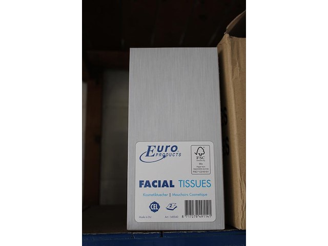 Zestien doosjes tissues euro products. - afbeelding 2 van  2
