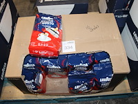 Zestien kilopakken koffiebonen lavazza crema e gusto. tht 30-12-2024. - afbeelding 1 van  1
