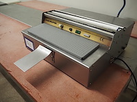 Zeta - afbeelding 2 van  6