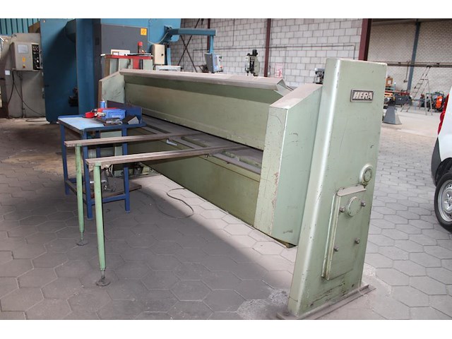Zetbank hera um3 met werklengte 300 cm. bouwjaar 1979. - afbeelding 3 van  7