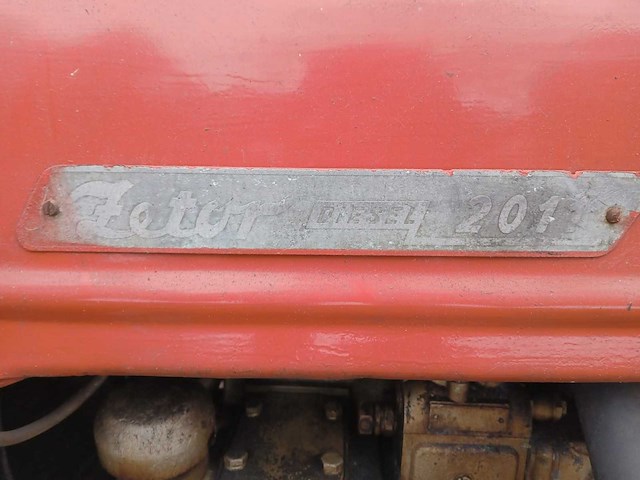 Zetor 2011 oldtimer tractor - afbeelding 4 van  14