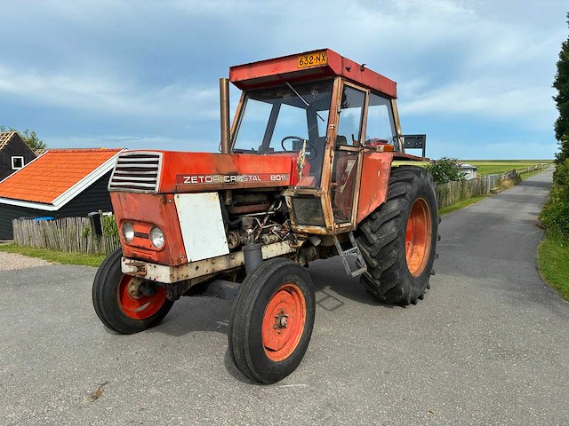 Zetor crystal 8011 tweewielaangedreven landbouwtractor - afbeelding 1 van  11