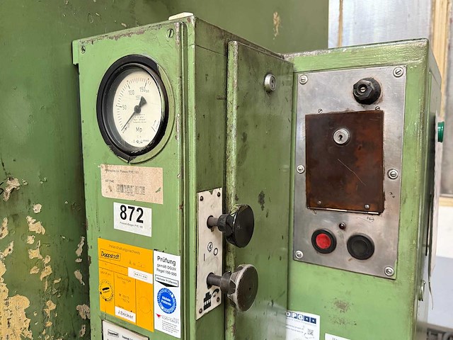 Zeulenroda wmw - pye160 ss - hydraulic press - 1980 - afbeelding 3 van  5