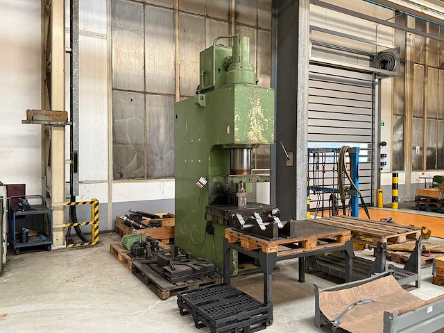 Zeulenroda wmw - pye160 ss - hydraulic press - 1980 - afbeelding 5 van  5