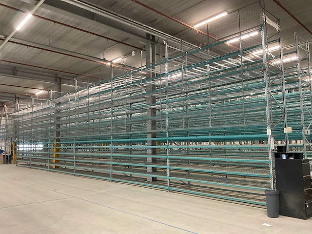 Zeus palletrack 120cm palletstelling (7 secties) - afbeelding 1 van  11