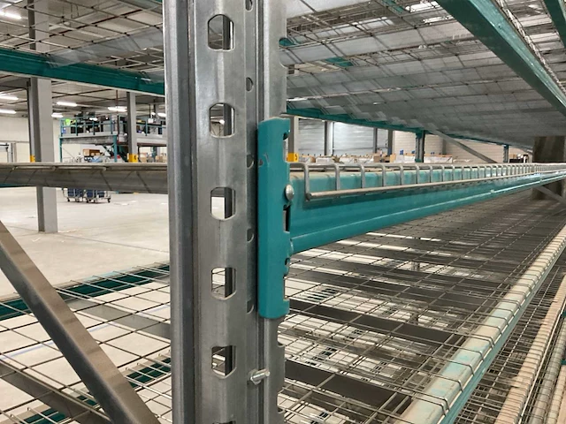 Zeus palletrack 120cm palletstelling (72 secties) - afbeelding 9 van  13