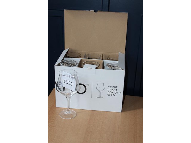 Zeven bierglazen t krut. - afbeelding 2 van  3