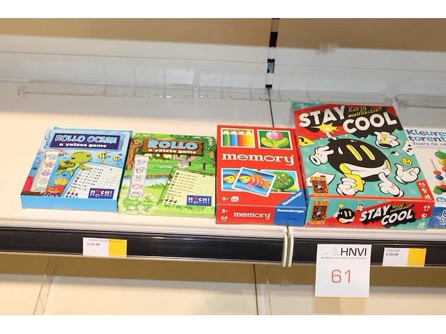 Zeven diverse reisspellen w.o. memory en staycool. - afbeelding 2 van  3