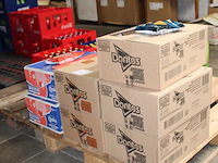 Zeven dozen chips doritos en croky. tht 5, 6 en 7-26. - afbeelding 2 van  4