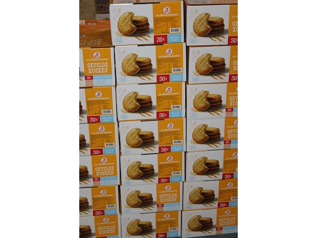 Zeven dozen gevulde koeken. 7x 30 stuks. tht 7-25. - afbeelding 2 van  2