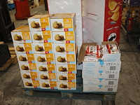 Zeven dozen gevulde koeken. 7x 30 stuks. tht 7-25. - afbeelding 1 van  2